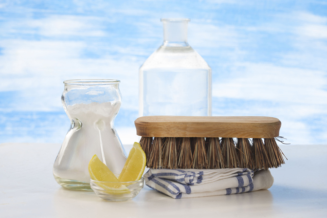 مواد طبیعی برای تمیز کردن خانه