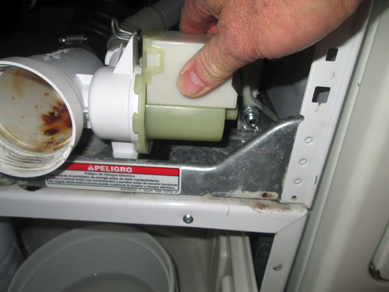 نچرخیدن دیگ ماشین لباسشویی به علت مشکل پمپ تخلیه
