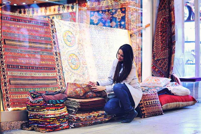 خرید فرش دستباف: آشنایی با دستبافته‌های سنتی
