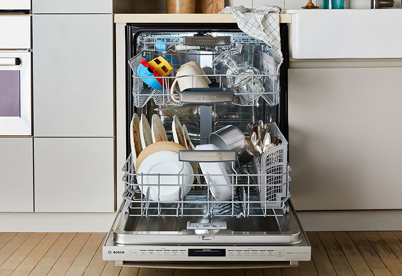 ماشین ظرفشویی با سنگ زئولیت دارای قدرت تمیزکنندگی بالاتر و باکیفیت تر بوده و فرآیند خشک کردن در آن به شکلی بهینه اتفاق می افتد.