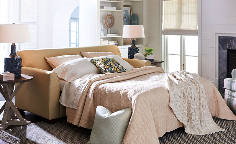 مبل راحتی تختخواب شو را می‌توانید برای اتاق خواب یا اتاق کار منزل خود نیز استفاده کنید.