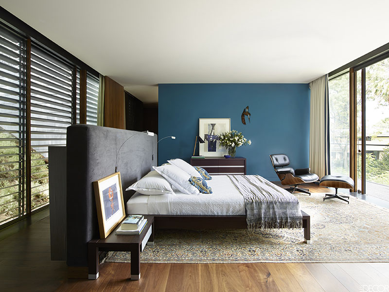 سبک معاصر نیز سبکی هندسی است که در آن وسایل اتاق خواب در ارتفاع کمی‌نسبت به زمین قرار می‌گیرند.