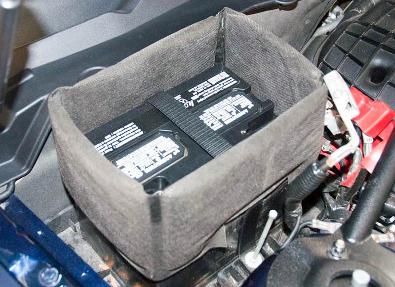 برای گرم کردن باتری خودرو کاورهای مخصوصی وجود دارد که برای جلوگیری از سرد شدن باتری طراحی شده‌اند.
