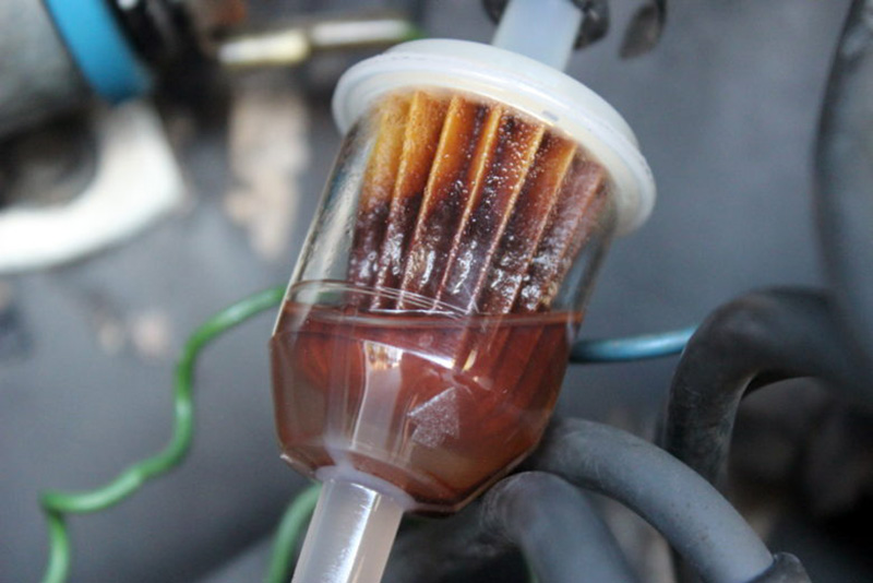 در صورتی که فیلتر بنزین خودرو کثیف باشد، نارسایی سوخت‌رسانی را برای خودرو به همراه خواهد داشت.