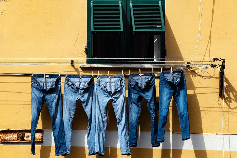 نکات مهم شستشوی لباس جین در خانه